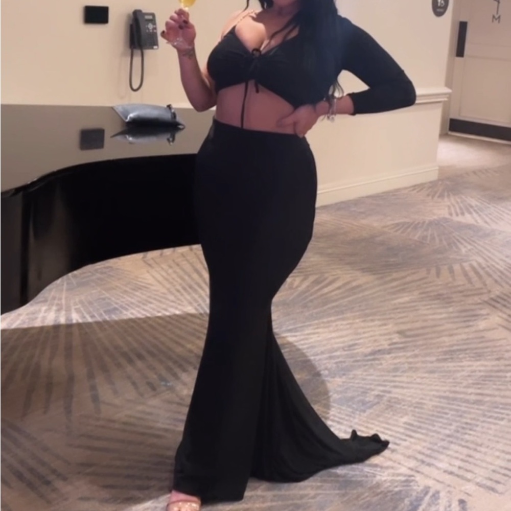 Black long skirt with black top